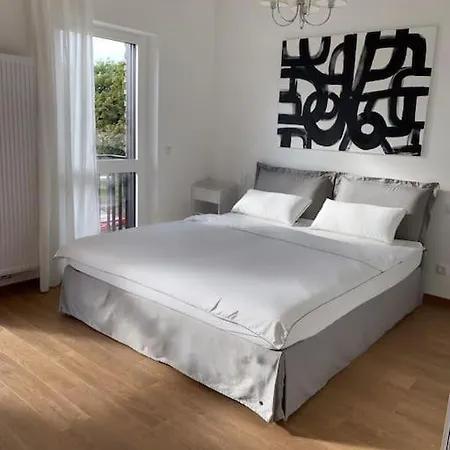 Centrally Located Chic Studio * Luxembourg